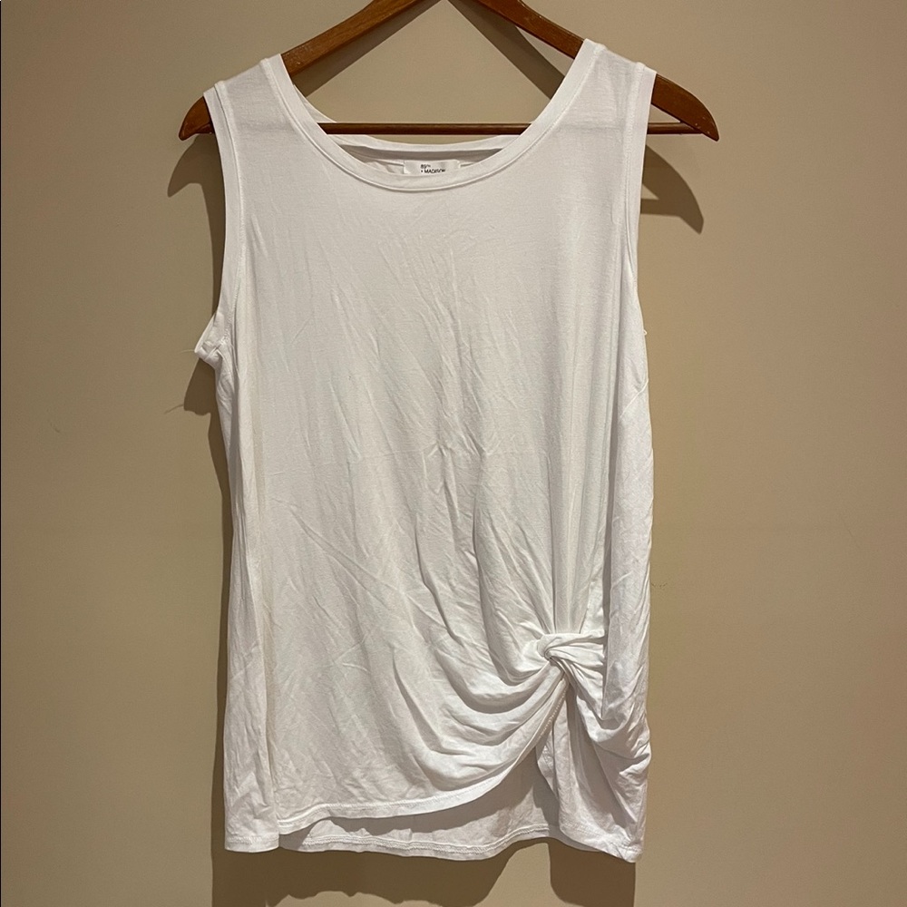 89th + MADISON White Tank Top Shirt with Tie Detail Size Medium